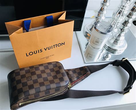 louis vuitton cross bidy bag|Altro.